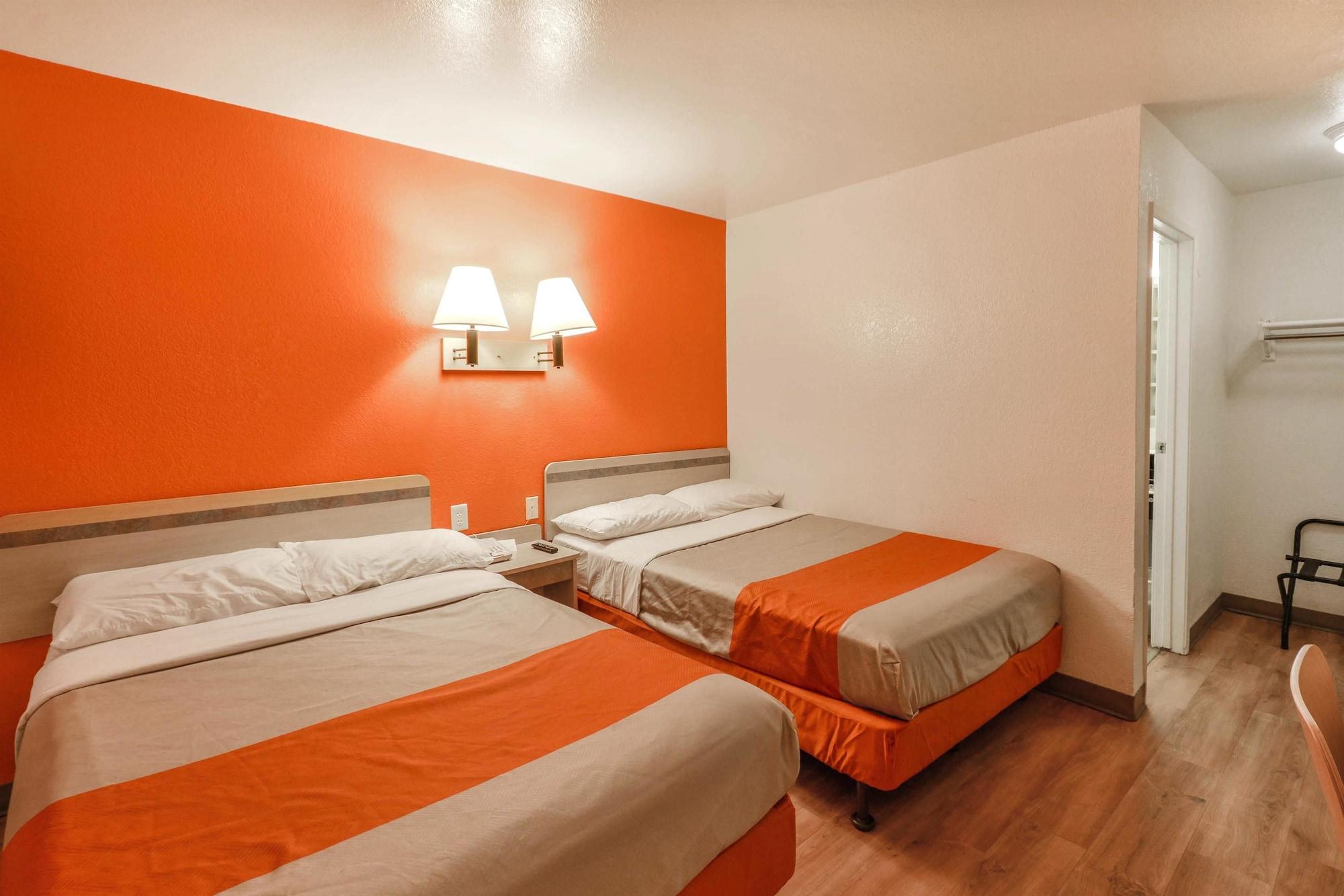 Motel 6-Huntsville, TX Esterno foto