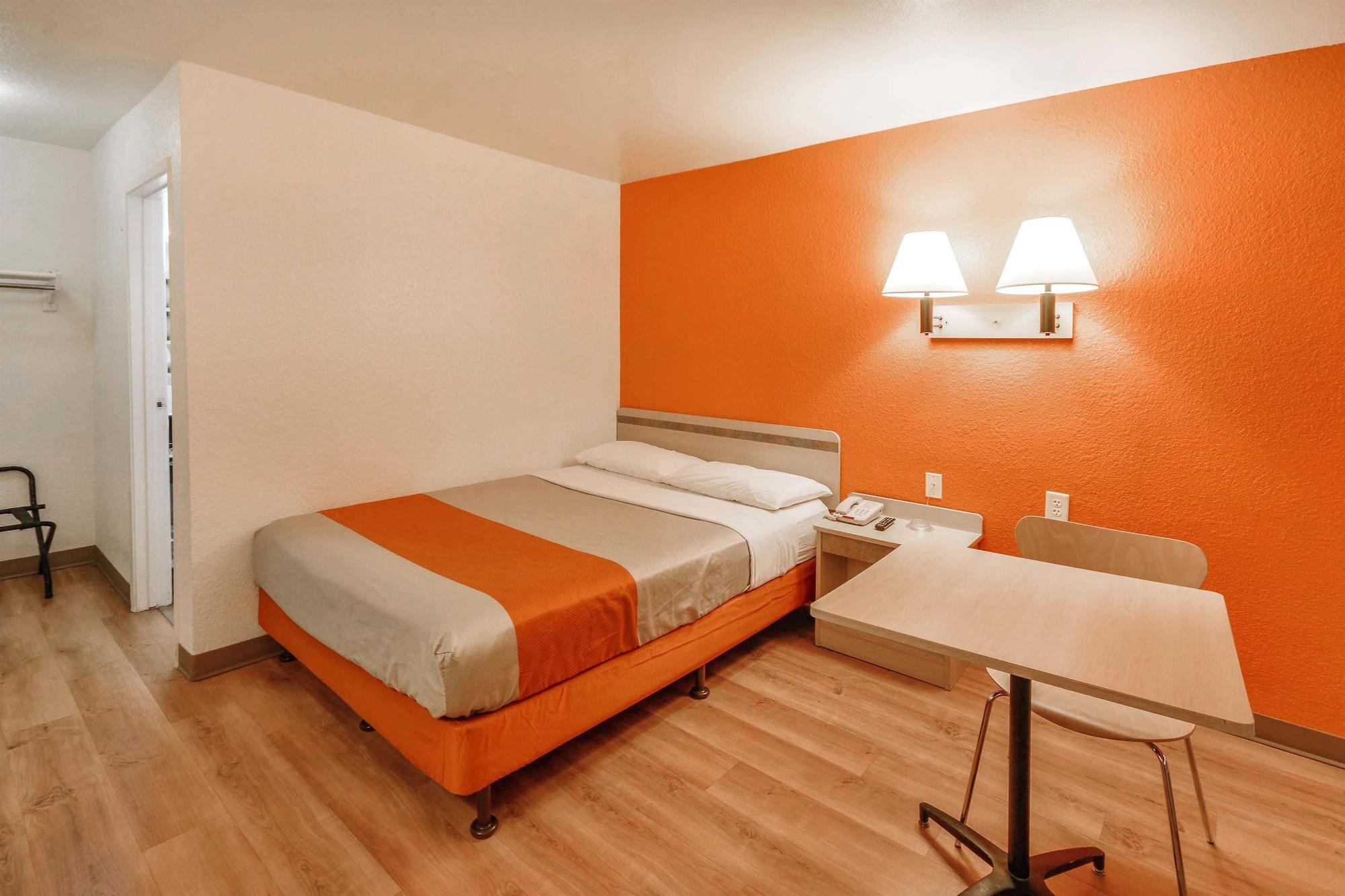 Motel 6-Huntsville, TX Esterno foto